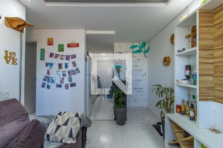 Sala de apartamento para alugar com 2 quartos, 38m² em Jardim Petropolis, Cotia