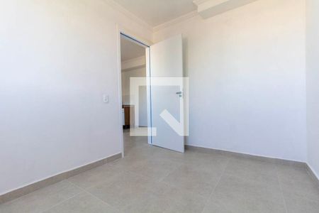 Quarto 1 de apartamento para alugar com 2 quartos, 33m² em Vila Silvia, São Paulo