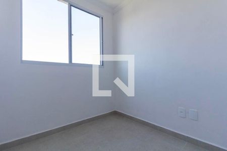 Quarto 2 de apartamento para alugar com 2 quartos, 33m² em Vila Silvia, São Paulo
