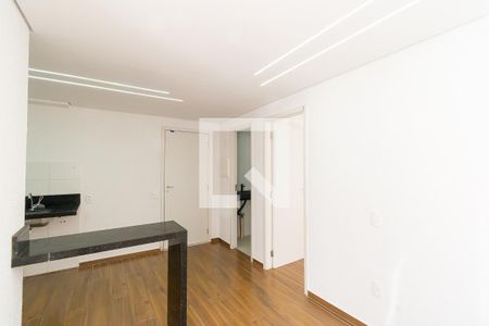 Sala de apartamento para alugar com 2 quartos, 35m² em Jardim Santa Adelia, São Paulo