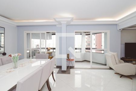 Sala de apartamento à venda com 4 quartos, 153m² em Santa Terezinha, São Paulo