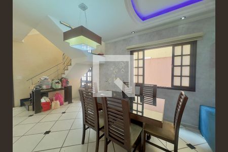 Casa à venda com 4 quartos, 250m² em Jardim Bom Clima, Guarulhos