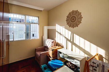 Apartamento à venda com 3 quartos, 76m² em Santa Rosa, Belo Horizonte