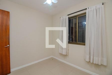 Quarto de apartamento para alugar com 2 quartos, 65m² em Jardim Carvalho, Porto Alegre