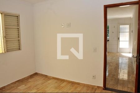 Detalhe - Quarto de casa para alugar com 1 quarto, 50m² em Vila Jaguari, São Paulo