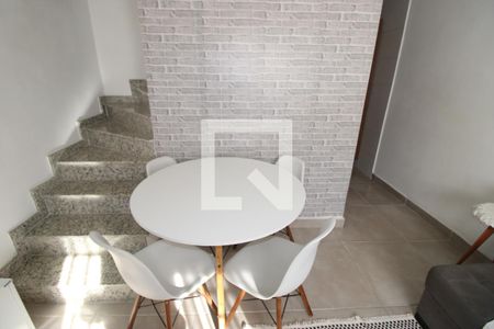 Sala de casa de condomínio à venda com 2 quartos, 60m² em Cidade Líder, São Paulo
