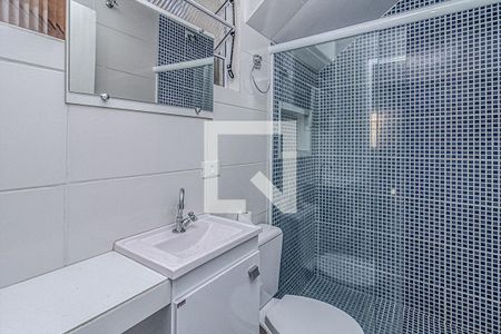 banheiro social_1 de casa à venda com 2 quartos, 55m² em São João Climaco, São Paulo