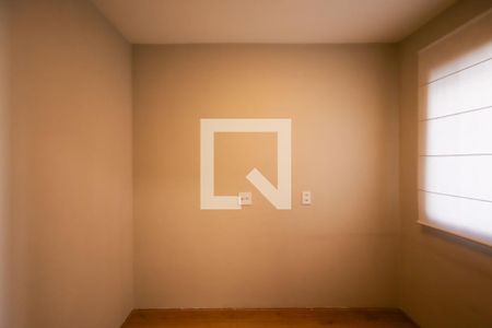 Quarto 1 de apartamento para alugar com 2 quartos, 58m² em Vila Isa, São Paulo