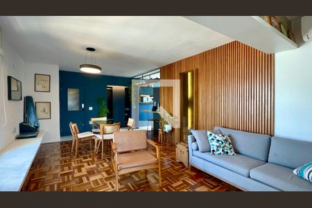 Sala de TV de apartamento para alugar com 1 quarto, 78m² em Pinheiros, São Paulo
