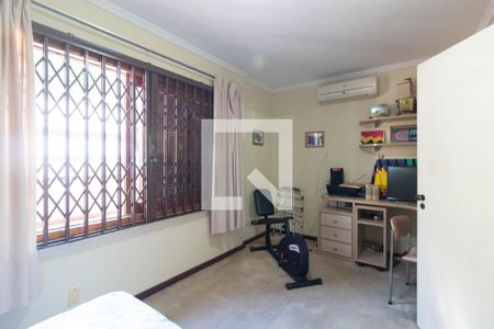 Quarto 1 de casa à venda com 3 quartos, 229m² em Ipanema, Porto Alegre