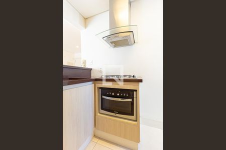 Cozinha de apartamento para alugar com 1 quarto, 45m² em Vila Olímpia, São Paulo