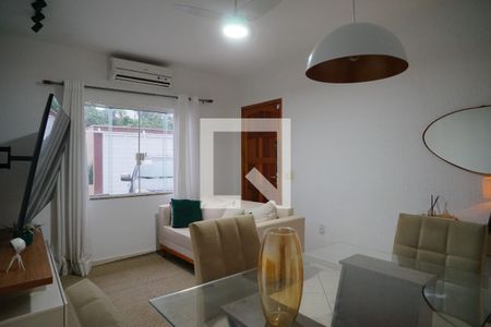 Sala de casa para alugar com 2 quartos, 60m² em São José de Imbassai, Maricá