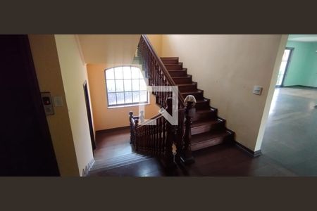 Corredor de casa à venda com 3 quartos, 1100m² em Parque Nova Campinas, Campinas
