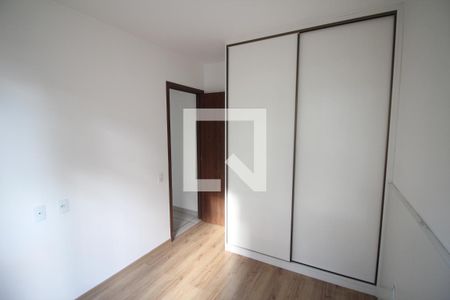 Quarto 2 de apartamento para alugar com 2 quartos, 49m² em Eldorado, Contagem