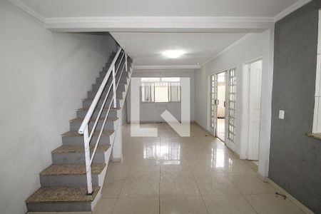 Sala de casa para alugar com 3 quartos, 180m² em Anchieta, Nilópolis