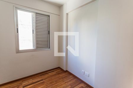 Quarto 1 de apartamento para alugar com 2 quartos, 64m² em Funcionários, Belo Horizonte
