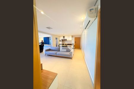 Apartamento para alugar com 3 quartos, 122m² em Setor Marista, Goiânia