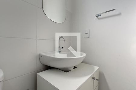 Banheiro da Suíte de apartamento para alugar com 2 quartos, 55m² em Vila das Bandeiras, Guarulhos