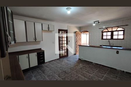 Cozinha de casa para alugar com 4 quartos, 283m² em Cidade Kemel, Poá