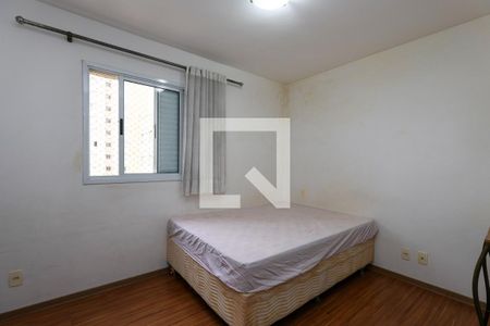 Suíte de apartamento à venda com 3 quartos, 75m² em Jardim Henriqueta, Taboão da Serra