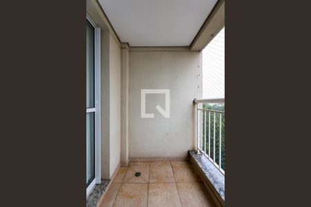Apartamento à venda com 3 quartos, 75m² em Jardim Henriqueta, Taboão da Serra