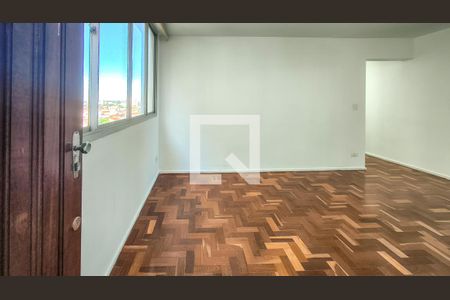 Sala de apartamento à venda com 3 quartos, 73m² em Jardim dos Prados, São Paulo