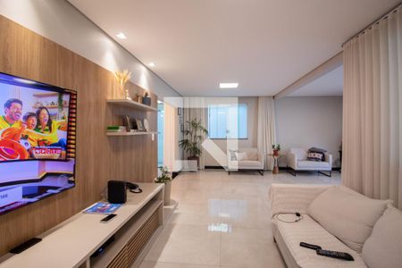 Sala de casa à venda com 3 quartos, 280m² em Vila Jardim Leblon, Belo Horizonte