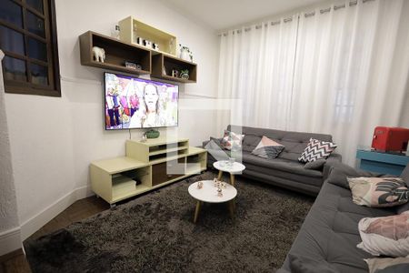Casa à venda com 3 quartos, 160m² em Utinga, Santo André