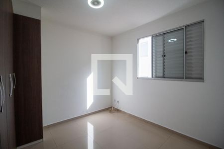 Quarto 1 de apartamento para alugar com 2 quartos, 45m² em Caguaçu, Sorocaba
