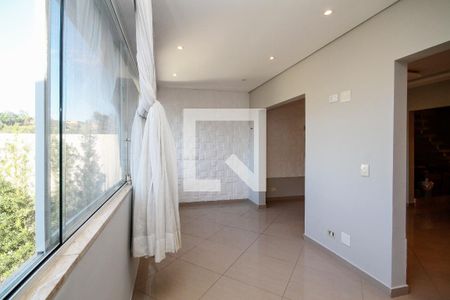 Sala 2 de casa de condomínio para alugar com 3 quartos, 105m² em Caiapia, Cotia