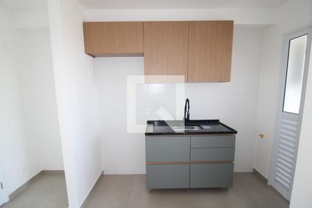 Sala / Cozinha de apartamento para alugar com 2 quartos, 47m² em Vila das Bandeiras, Guarulhos
