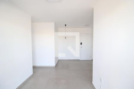 Sala / Cozinha de apartamento para alugar com 2 quartos, 47m² em Vila das Bandeiras, Guarulhos