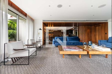 Foto 14 de casa à venda com 4 quartos, 925m² em Alto de Pinheiros, São Paulo