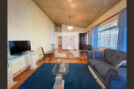 Sala de casa para alugar com 5 quartos, 237m² em Caxingui, São Paulo