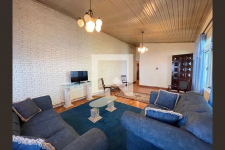 Sala de casa para alugar com 5 quartos, 237m² em Caxingui, São Paulo