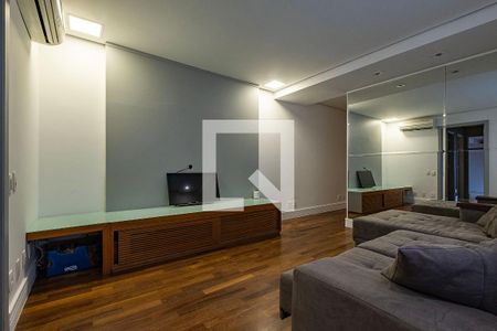Sala de TV de apartamento à venda com 4 quartos, 280m² em Paraíso, São Paulo