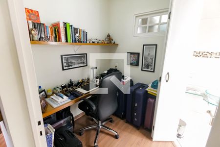 Escritório de apartamento à venda com 2 quartos, 80m² em Vila Andrade, São Paulo