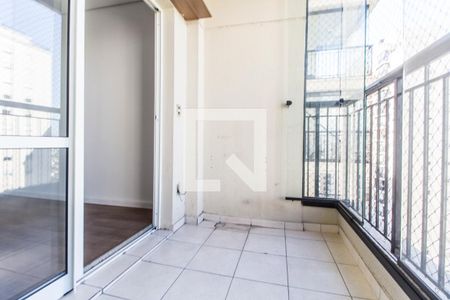 Varanda de apartamento para alugar com 2 quartos, 70m² em Jardim Tupanci, Barueri