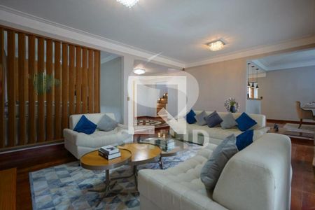 Casa à venda com 3 quartos, 477m² em Interlagos, São Paulo