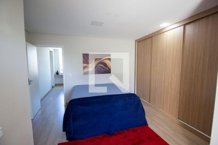 Casa de Condomínio à venda com 4 quartos, 240m² em Colônia Agrícola Arniqueira, Brasília