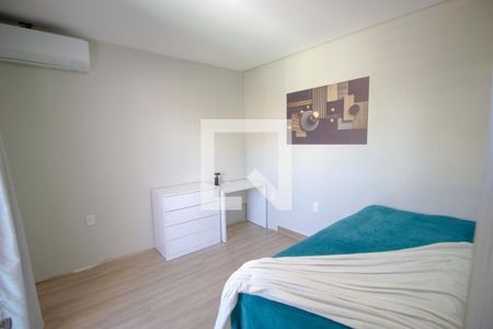 Casa de Condomínio à venda com 4 quartos, 240m² em Colônia Agrícola Arniqueira, Brasília
