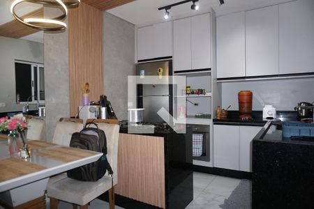 Cozinha de casa para alugar com 3 quartos, 60m² em Jardim Santa Cruz, Embu das Artes