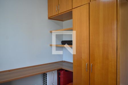 Quarto 1 de apartamento para alugar com 3 quartos, 75m² em Chácara Inglesa, São Paulo