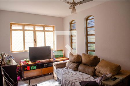 Sala de casa à venda com 5 quartos, 293m² em Setor Morais, Goiânia
