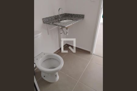 Banheiro de kitnet/studio para alugar com 1 quarto, 29m² em Vila Mariana, São Paulo