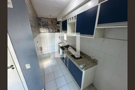 Sala/cozinha de apartamento à venda com 2 quartos, 42m² em Santos Dumont, São Leopoldo