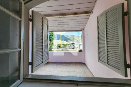 Vista de casa para alugar com 2 quartos, 100m² em Vila Isabel, Rio de Janeiro