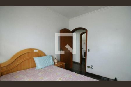 Casa à venda com 3 quartos, 295m² em Vila Curuçá, Santo André