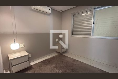 Suíte 1 de apartamento à venda com 2 quartos, 104m² em Setor Bueno, Goiânia