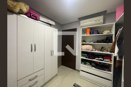 Escritório  de casa à venda com 3 quartos, 135m² em Petrópolis, Novo Hamburgo